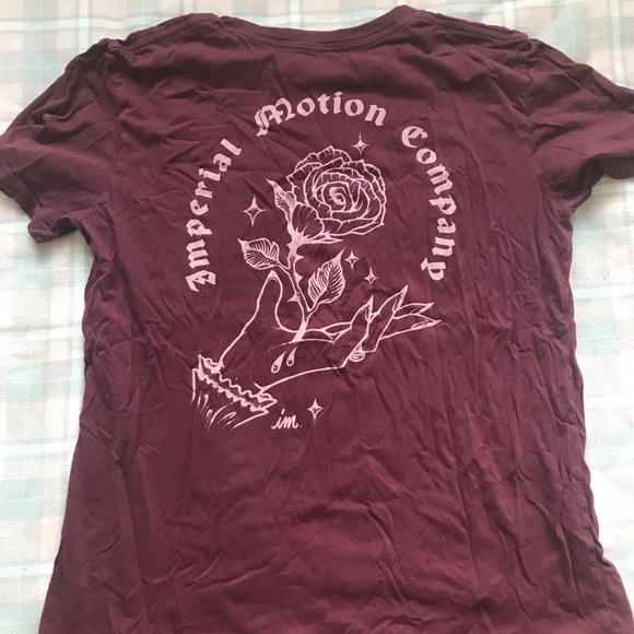 Dark Red Relaxed Fit Women’s Tee - Picture 3 of 5